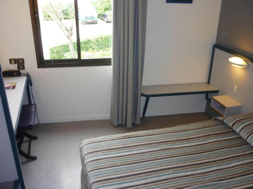 Hotel Entre 2 Mers Proche Bordeaux Carbon-Blanc Zimmer foto