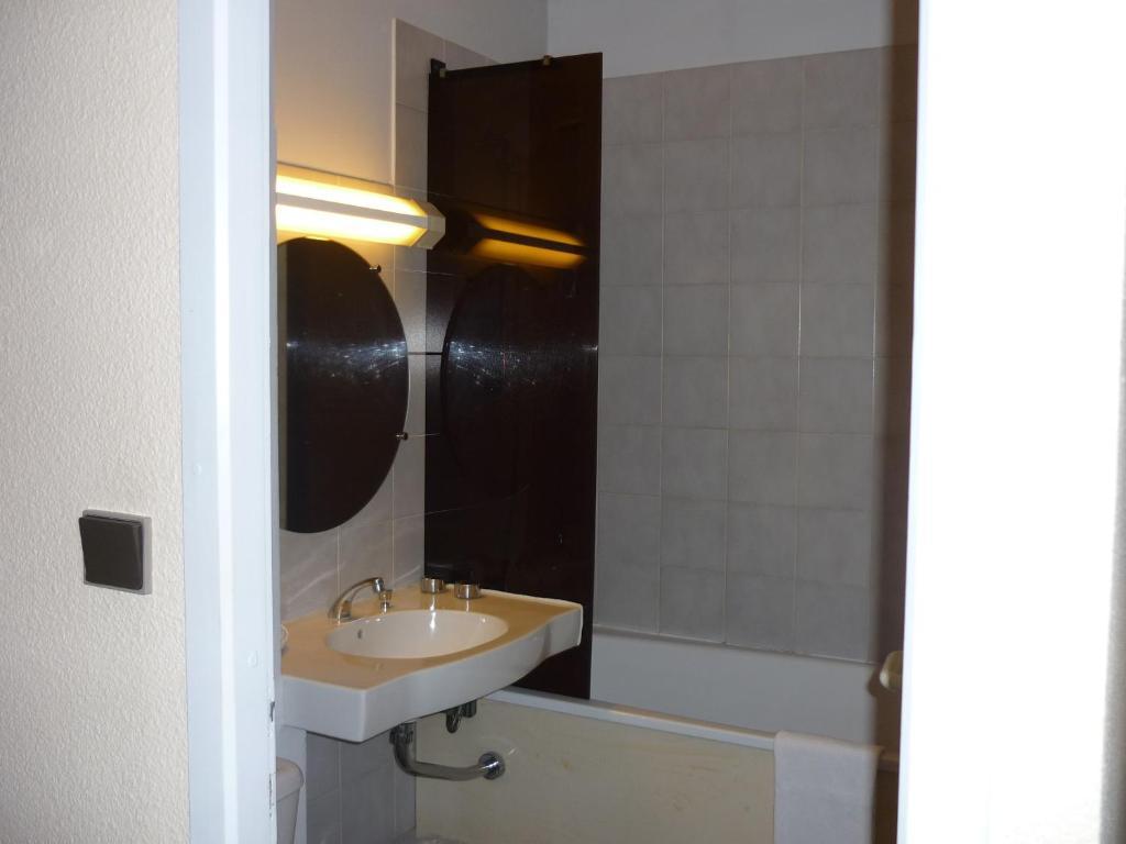 Hotel Entre 2 Mers Proche Bordeaux Carbon-Blanc Zimmer foto